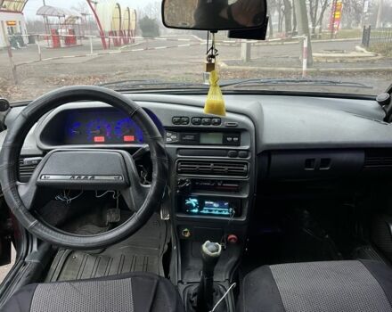 Красный ВАЗ 21099, объемом двигателя 1.5 л и пробегом 200 тыс. км за 1542 $, фото 4 на Automoto.ua