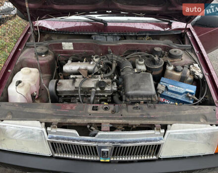 Красный ВАЗ 21099, объемом двигателя 1.6 л и пробегом 305 тыс. км за 1300 $, фото 7 на Automoto.ua