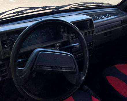 Красный ВАЗ 21099, объемом двигателя 1.5 л и пробегом 250 тыс. км за 1400 $, фото 6 на Automoto.ua