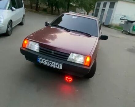 Красный ВАЗ 21099, объемом двигателя 1.5 л и пробегом 200 тыс. км за 2100 $, фото 2 на Automoto.ua