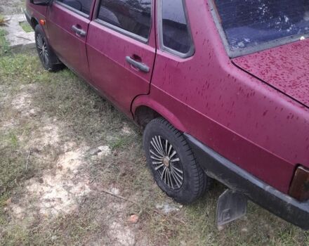Красный ВАЗ 21099, объемом двигателя 0 л и пробегом 350 тыс. км за 1100 $, фото 1 на Automoto.ua