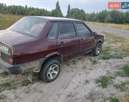 Красный ВАЗ 21099, объемом двигателя 1.6 л и пробегом 140 тыс. км за 2100 $, фото 13 на Automoto.ua