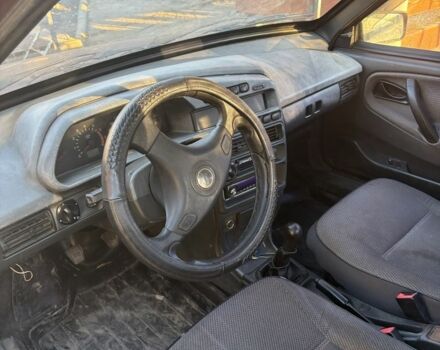 Червоний ВАЗ 21099, об'ємом двигуна 1.6 л та пробігом 200 тис. км за 2000 $, фото 1 на Automoto.ua