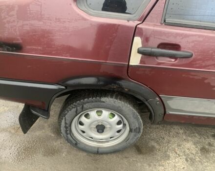 Червоний ВАЗ 21099, об'ємом двигуна 1.6 л та пробігом 260 тис. км за 1150 $, фото 9 на Automoto.ua