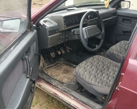 Красный ВАЗ 21099, объемом двигателя 1.6 л и пробегом 98 тыс. км за 575 $, фото 6 на Automoto.ua