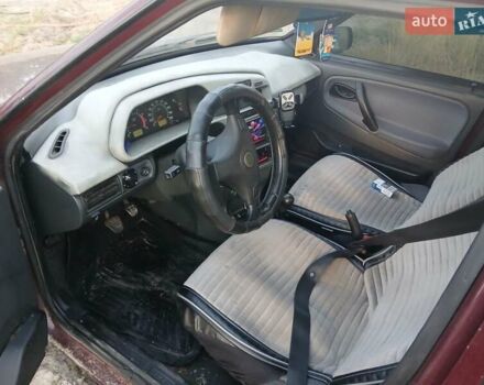 Красный ВАЗ 21099, объемом двигателя 1.6 л и пробегом 140 тыс. км за 2100 $, фото 4 на Automoto.ua