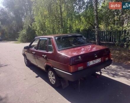Красный ВАЗ 21099, объемом двигателя 1.6 л и пробегом 150 тыс. км за 1099 $, фото 3 на Automoto.ua