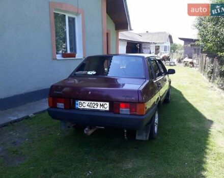 Красный ВАЗ 21099, объемом двигателя 1.6 л и пробегом 190 тыс. км за 2400 $, фото 1 на Automoto.ua