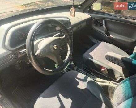 Красный ВАЗ 21099, объемом двигателя 1.6 л и пробегом 150 тыс. км за 1099 $, фото 4 на Automoto.ua