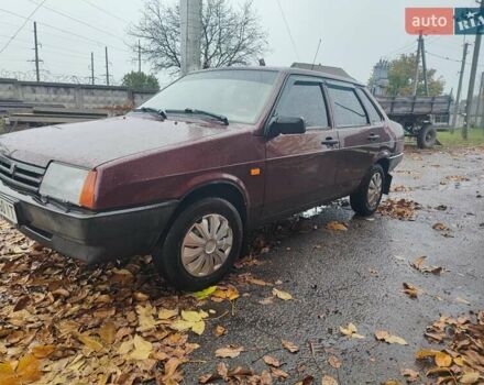 ВАЗ 21099 2007 в Каменке на Automoto.ua Красный ВАЗ 21099, объемом двигателя 1.6 л и пробегом 215 тыс. км за 2100 $, фото 2 на Automoto.ua