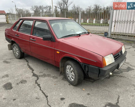 Красный ВАЗ 21099, объемом двигателя 1.6 л и пробегом 200 тыс. км за 1550 $, фото 1 на Automoto.ua