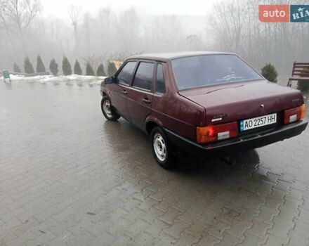 Красный ВАЗ 21099, объемом двигателя 1.6 л и пробегом 79 тыс. км за 2500 $, фото 2 на Automoto.ua