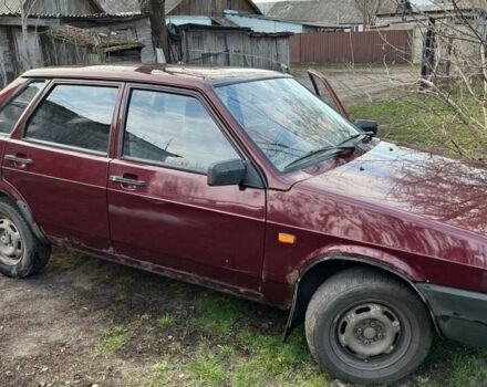 Червоний ВАЗ 21099, об'ємом двигуна 1.6 л та пробігом 220 тис. км за 1400 $, фото 3 на Automoto.ua