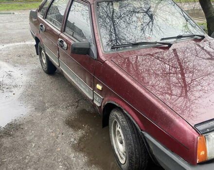 ВАЗ 21099 2008 в Семеновка на Automoto.ua Красный ВАЗ 21099, объемом двигателя 1.6 л и пробегом 170 тыс. км за 2100 $, фото 2 на Automoto.ua