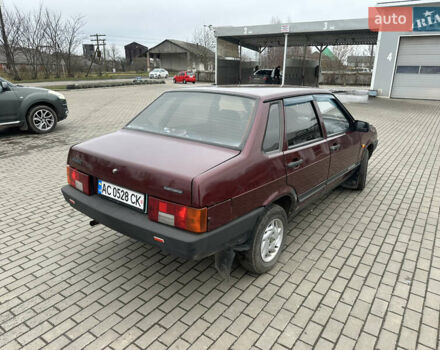 Красный ВАЗ 21099, объемом двигателя 1.6 л и пробегом 200 тыс. км за 1550 $, фото 3 на Automoto.ua