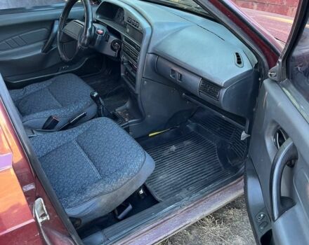 Красный ВАЗ 21099, объемом двигателя 1.6 л и пробегом 250 тыс. км за 1916 $, фото 7 на Automoto.ua