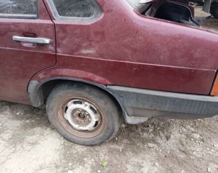 Красный ВАЗ 21099, объемом двигателя 0 л и пробегом 100 тыс. км за 364 $, фото 2 на Automoto.ua