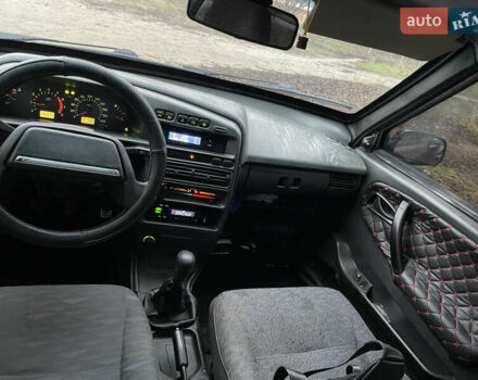 Червоний ВАЗ 21099, об'ємом двигуна 1.6 л та пробігом 270 тис. км за 2300 $, фото 6 на Automoto.ua