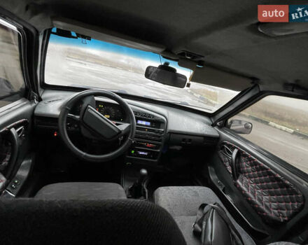 Червоний ВАЗ 21099, об'ємом двигуна 1.6 л та пробігом 270 тис. км за 2300 $, фото 7 на Automoto.ua