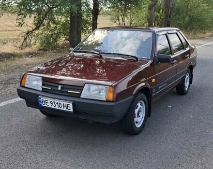 Красный ВАЗ 21099, объемом двигателя 1.6 л и пробегом 61 тыс. км за 3850 $, фото 2 на Automoto.ua
