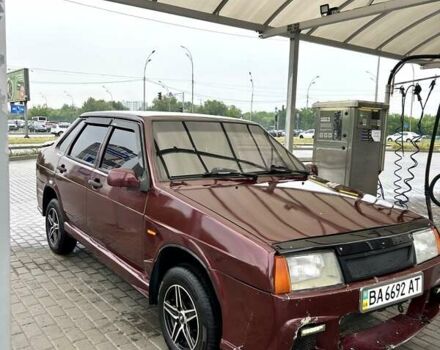 Красный ВАЗ 21099, объемом двигателя 1.6 л и пробегом 205 тыс. км за 1999 $, фото 4 на Automoto.ua