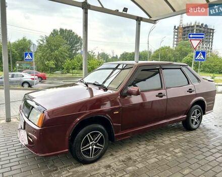 Красный ВАЗ 21099, объемом двигателя 1.6 л и пробегом 205 тыс. км за 1999 $, фото 1 на Automoto.ua