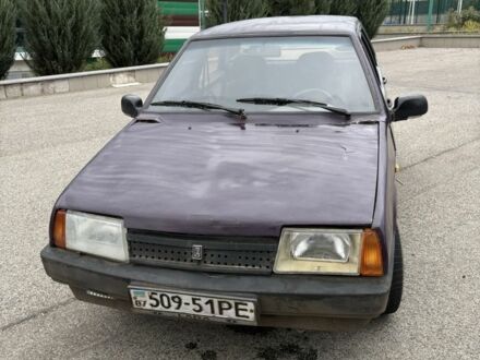 ВАЗ 21099 1990 у Славянске на Automoto.ua Червоний ВАЗ 21099, об'ємом двигуна 0 л та пробігом 222 тис. км за 705 $, фото 1 на Automoto.ua