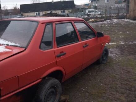 ВАЗ 21099 1992 у Тернополі на Automoto.ua Червоний ВАЗ 21099, об'ємом двигуна 1.5 л та пробігом 100 тис. км за 500 $, фото 1 на Automoto.ua