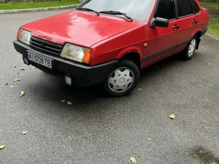Красный ВАЗ 21099, объемом двигателя 1.5 л и пробегом 100 тыс. км за 1262 $, фото 1 на Automoto.ua