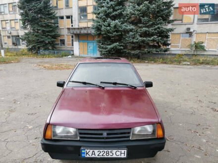 Красный ВАЗ 21099, объемом двигателя 1.5 л и пробегом 208 тыс. км за 1688 $, фото 1 на Automoto.ua