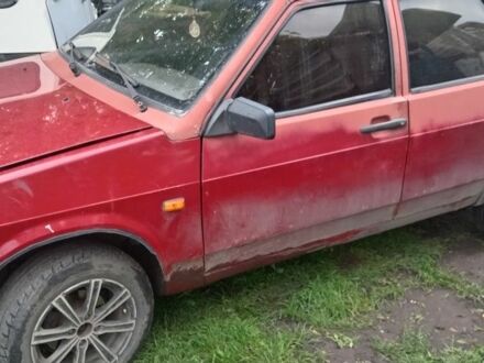 ВАЗ 21099 1992 в Белой Церкве на Automoto.ua Красный ВАЗ 21099, объемом двигателя 1.5 л и пробегом 250 тыс. км за 605 $, фото 1 на Automoto.ua