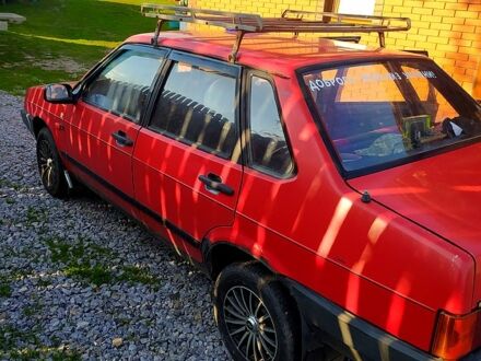ВАЗ 21099 1992 у Калиновке на Automoto.ua Червоний ВАЗ 21099, об'ємом двигуна 1.5 л та пробігом 62 тис. км за 1600 $, фото 1 на Automoto.ua