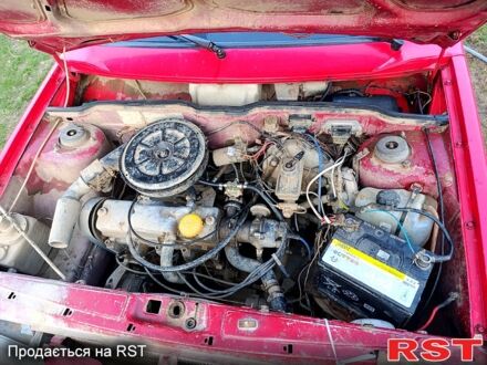 ВАЗ 21099 1992 у Чернівцях на Automoto.ua Червоний ВАЗ 21099, об'ємом двигуна 1.5 л та пробігом 0 тис. км за 1100 $, фото 1 на Automoto.ua