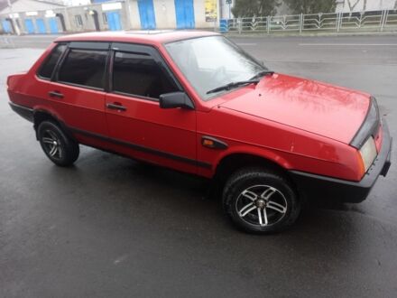 Красный ВАЗ 21099, объемом двигателя 0 л и пробегом 200 тыс. км за 1184 $, фото 1 на Automoto.ua