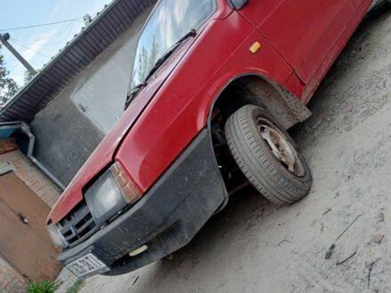 ВАЗ 21099 1993 в Василькове на Automoto.ua Красный ВАЗ 21099, объемом двигателя 1.5 л и пробегом 250 тыс. км за 600 $, фото 1 на Automoto.ua