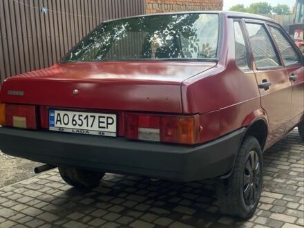 ВАЗ 21099 1993 у Мукачеве на Automoto.ua Червоний ВАЗ 21099, об'ємом двигуна 1.5 л та пробігом 100 тис. км за 900 $, фото 1 на Automoto.ua