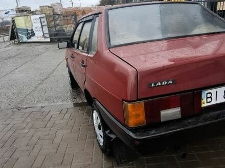 Красный ВАЗ 21099, объемом двигателя 1.5 л и пробегом 150 тыс. км за 1099 $, фото 1 на Automoto.ua