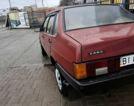 Красный ВАЗ 21099, объемом двигателя 1.5 л и пробегом 150 тыс. км за 1099 $, фото 1 на Automoto.ua