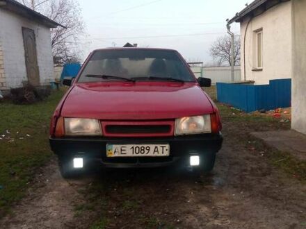 Красный ВАЗ 21099, объемом двигателя 1.6 л и пробегом 180 тыс. км за 650 $, фото 1 на Automoto.ua