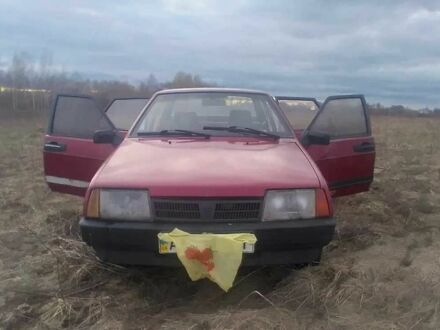ВАЗ 21099 1994 в Бахмаче на Automoto.ua Красный ВАЗ 21099, объемом двигателя 1.6 л и пробегом 250 тыс. км за 700 $, фото 1 на Automoto.ua