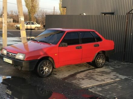 Красный ВАЗ 21099, объемом двигателя 1.5 л и пробегом 105 тыс. км за 1450 $, фото 1 на Automoto.ua