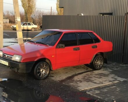 Красный ВАЗ 21099, объемом двигателя 1.5 л и пробегом 105 тыс. км за 1450 $, фото 1 на Automoto.ua