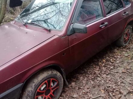 Красный ВАЗ 21099, объемом двигателя 1.3 л и пробегом 200 тыс. км за 498 $, фото 1 на Automoto.ua