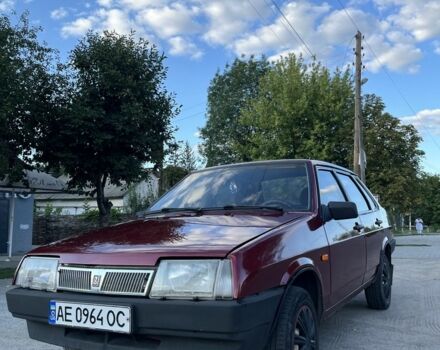 Красный ВАЗ 21099, объемом двигателя 1.5 л и пробегом 253 тыс. км за 1400 $, фото 1 на Automoto.ua