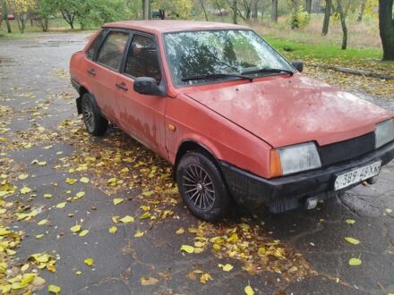 ВАЗ 21099 1994 в Краматорске на Automoto.ua Красный ВАЗ 21099, объемом двигателя 1.5 л и пробегом 328 тыс. км за 784 $, фото 1 на Automoto.ua