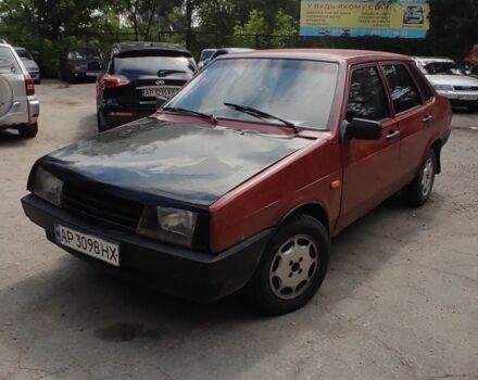 Красный ВАЗ 21099, объемом двигателя 1.5 л и пробегом 60 тыс. км за 600 $, фото 1 на Automoto.ua
