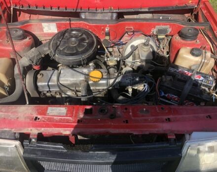 Красный ВАЗ 21099, объемом двигателя 1.3 л и пробегом 256 тыс. км за 650 $, фото 1 на Automoto.ua