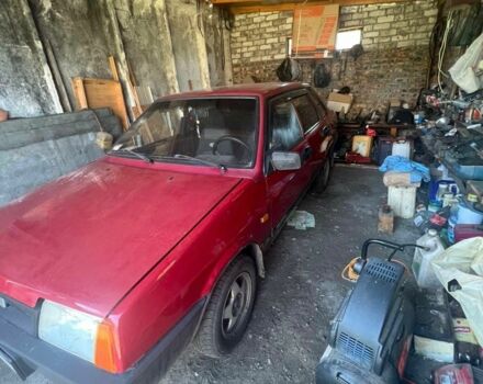 Красный ВАЗ 21099, объемом двигателя 0 л и пробегом 200 тыс. км за 851 $, фото 1 на Automoto.ua