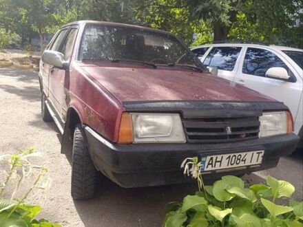 ВАЗ 21099 1995 в Кропивницком (Кировограде) на Automoto.ua Красный ВАЗ 21099, объемом двигателя 1.5 л и пробегом 87 тыс. км за 723 $, фото 1 на Automoto.ua