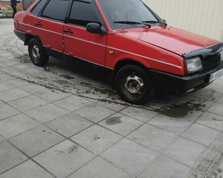 Красный ВАЗ 21099, объемом двигателя 1.5 л и пробегом 250 тыс. км за 650 $, фото 1 на Automoto.ua